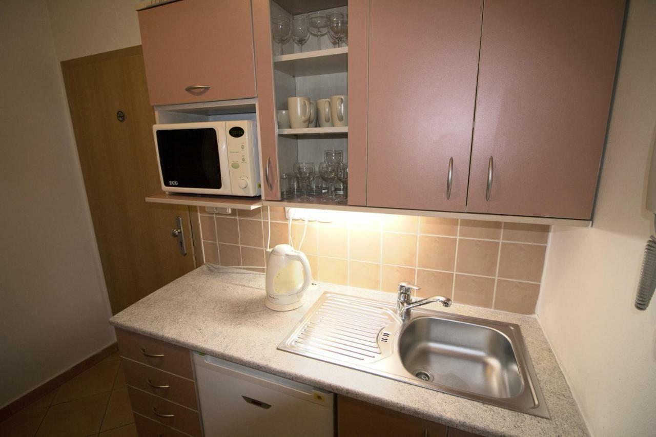 Apartment Body